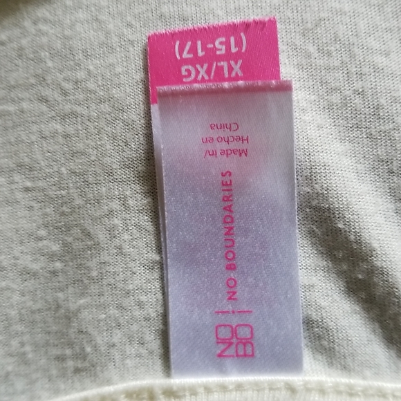 3 for 20.  Ladies  cover  top XL cream color - Picture 3 of 6